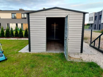 Garaż blaszany 3x4 Domek ogrodowy Dwuspadowy Kolor srebrny RAL 9006