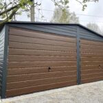 Garaż blaszany 6x6 - Dwustanowiskowy, Dach dwuspadowy, Kolor antracyt, Bramy uchylne
