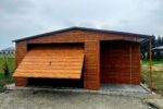 Garaż blaszany 6x6 - Dach dwuspadowy, Wiata, Kolor drewnopodobny Złoty dąb, Brama uchylna